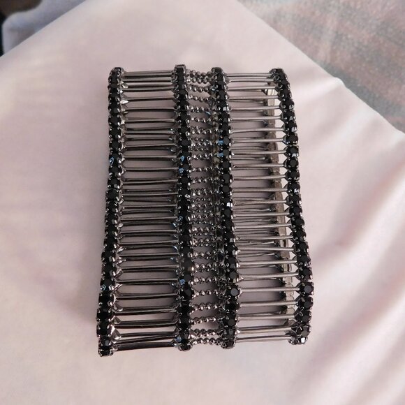 Ladies Ruccini Cuff Bracelet - Picture 3 of 5